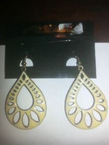 Cute vintage style earrings from Ardennes