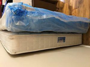 Double matress(bed) and box
