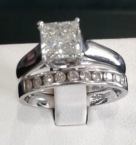 HALF PRICE! Engagement ring and wedding band - size 6.5