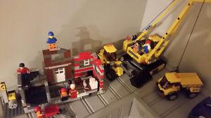 Lego demolition city/loader/dump truck /Wreaking ball