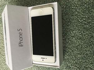 Mint White 16GB iPhone iPhone 5 On Fido