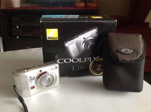 Nikon Coolpix L19 Camera for sale