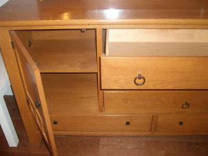Oak Drawer with mirror in very good condition for FREE