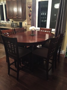 Pub Style Dining Table (6 Chairs)