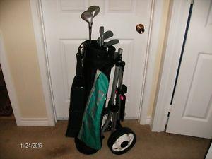 Right Hand 7 Club Golf Set, Mizuno Bag, Cart, etc.