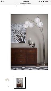 Wanted: Looking for lantern 5 floor lamp as the picture