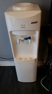 Water cooler