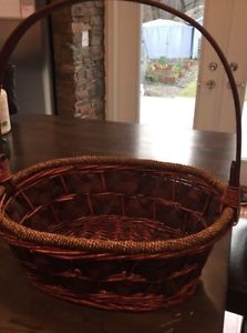 Deluxe Large Wicker Basket