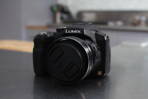 Lumix DMC-FZ200 Dslr Camera