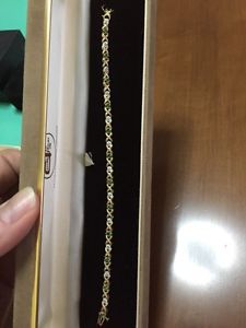 10k Diamond/Emerald Tennis Bracelet