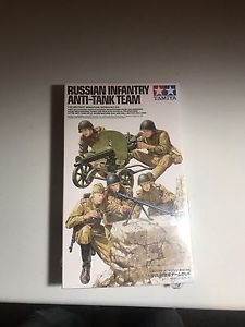 1/35 scale Russian infantry
