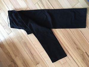 33X30 black pants