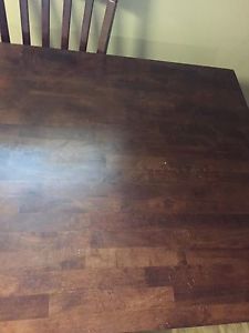 Beautiful kitchen dining table for sale