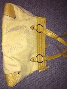Beautiful yellow purse in perfect condition