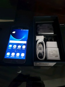 Brand new unlocked Samsung galaxy s7 for sale or trade.