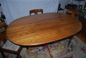 EUROPEAN OAK DINING TABLE AND SIX CHAIRS