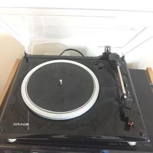 Grace audio USB Turntable with built in pre amp