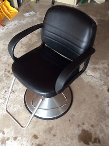 Haircut chair