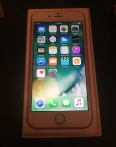 Iphone 6s 32 gb like new still has apple warranty