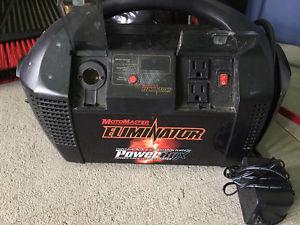 MotoMaster Eliminator PowerBox Air Compressor