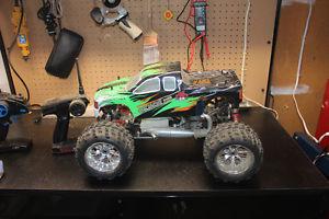 Redcat Avalanche 1/8th scale Monster Nitro Truck