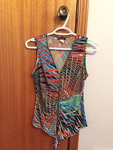 Size S colourful zip up top