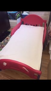 Toddler Bed with Mattress