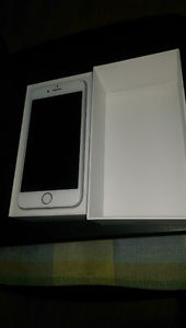 WHITE ROGERS IPHONE 6,16GB IN MINT CONDITION WITH