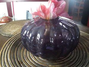Beautiful round shaped Vase
