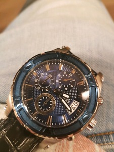 Brand new Guess watch
