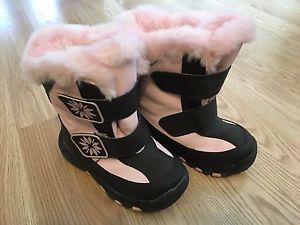 Brand new size 11 COUGAR girls winter boots