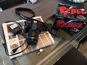 Canon Rebel EOS T4i w/  IS Lens Excellent Condition