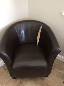 Free tub chair - needs repair!!