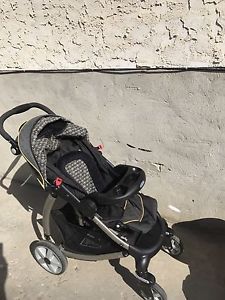 Graco Car seat, Base and Stroller