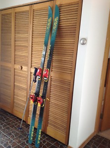 K2 Triaxial 690 Skis (78 inches) and Scott Poles (44inch)