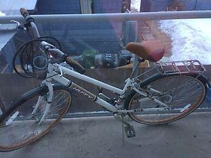 Lady's bike for sale "Huffy 700C"