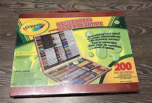 NEW Crayola Masterworks 200 piece Kit