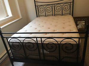 New condition double size bed