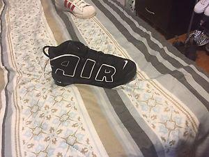 Nike Air more uptempo size 9