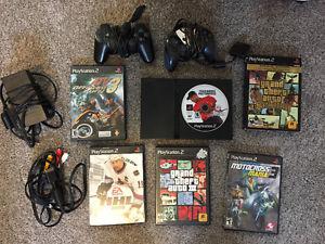PS2 - 6 games, 2 Controllers
