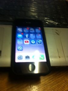 iPhone 4S locked to Rogers