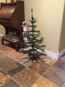 Antique Feather Christmas Tree
