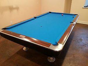 Brunswick Gold Crown Pool Table - Must Go