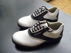 Children's size 6 Footjoy brand golf shoes - $