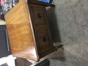 End table with drawers