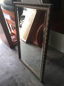 Metalic Framed Mirrors for SALe