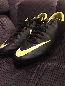 Nike mercuriel men's size 8.5