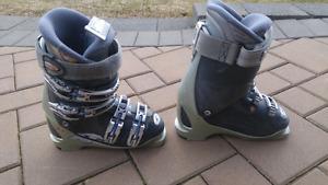 Nordica women's beast 10 ski boots size 275 mm size 7 or