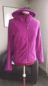 Outdoor research women's size S fleece, new with tags