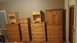 Pine Dresser Set